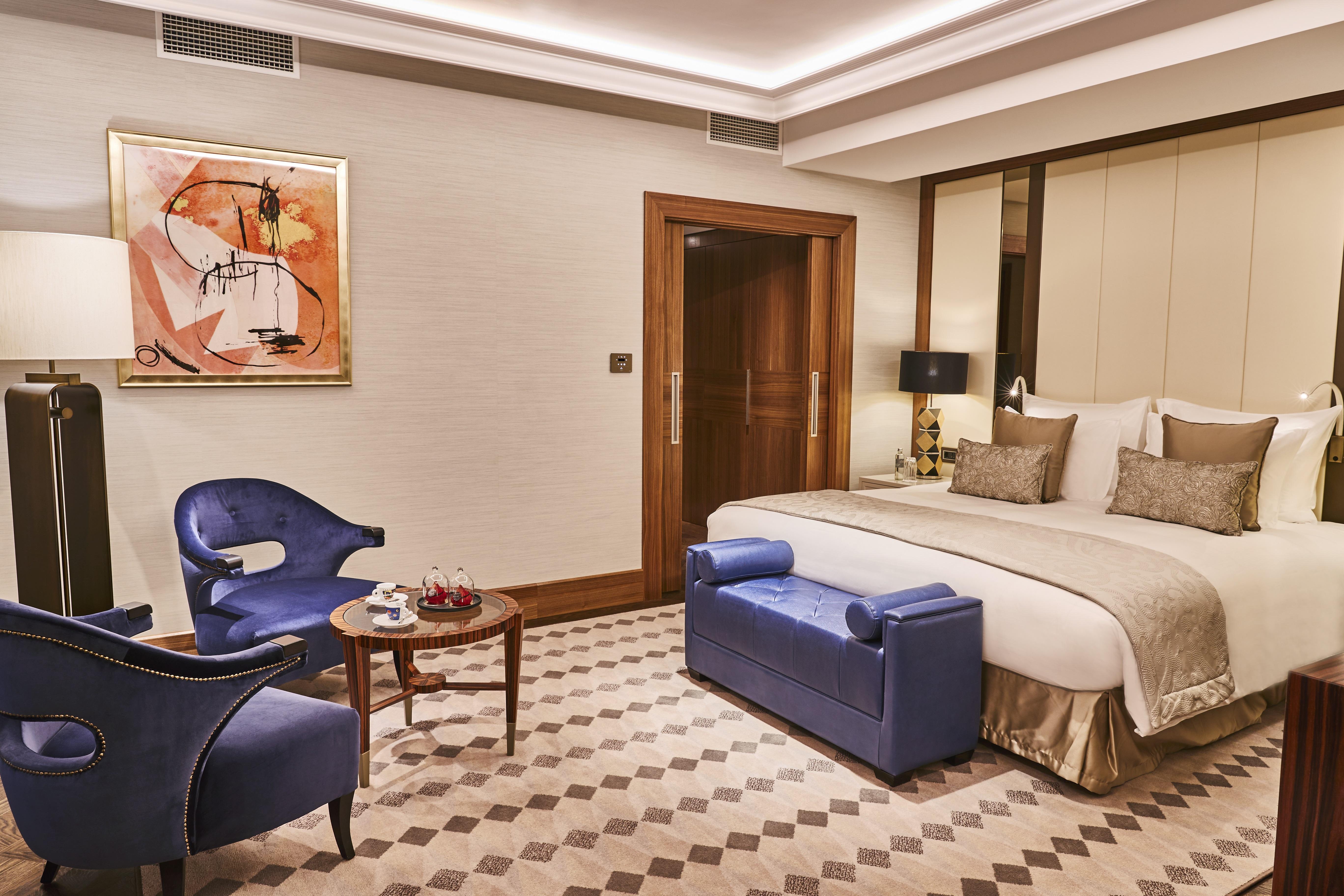 แกรนด์ โฮเต็ล เคมปินสกี้ ริกา Hotel รีกา ภายนอก รูปภาพ A suite at the hotel
