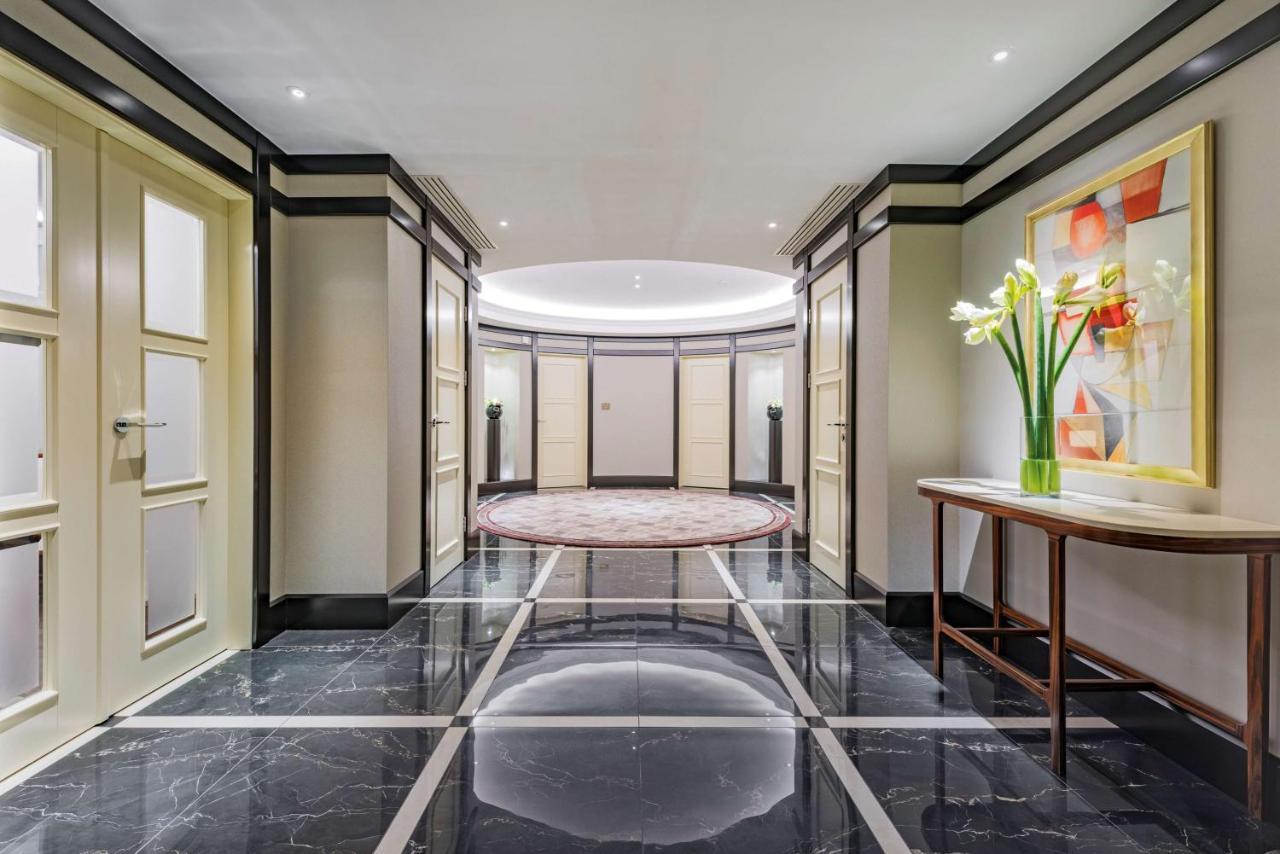 แกรนด์ โฮเต็ล เคมปินสกี้ ริกา Hotel รีกา ภายนอก รูปภาพ The lobby